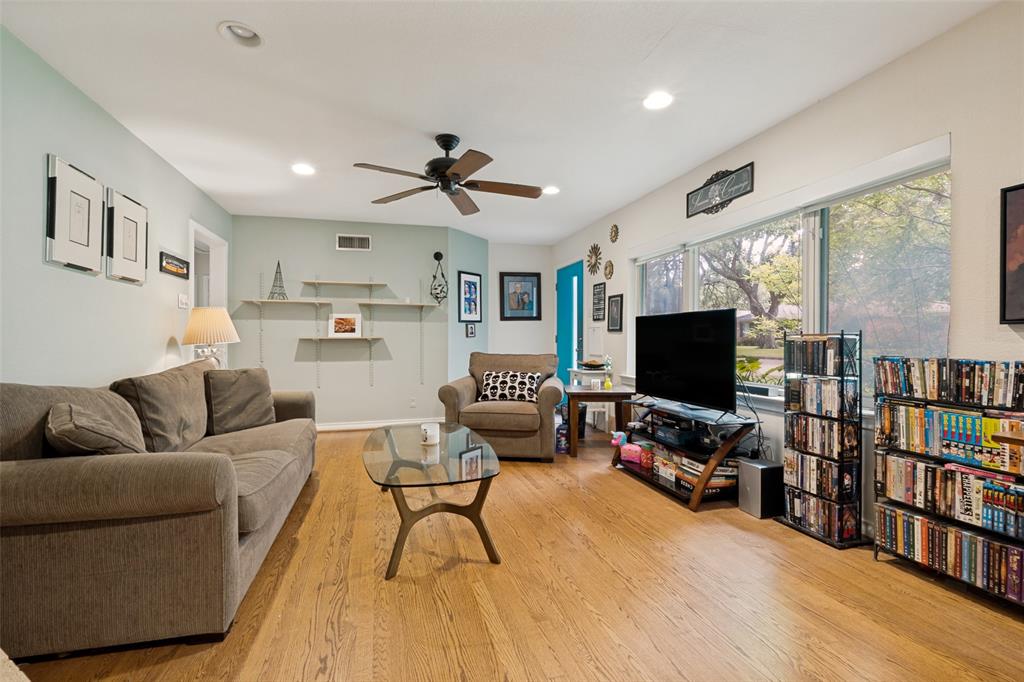 4620 Surf Drive