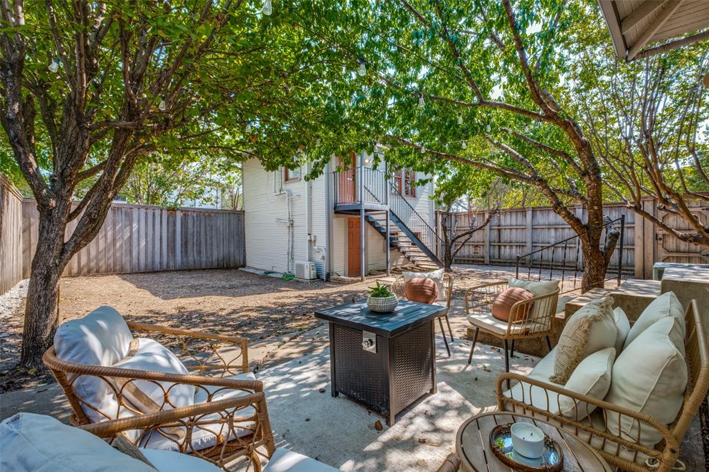 Winnetka Heights - Residential