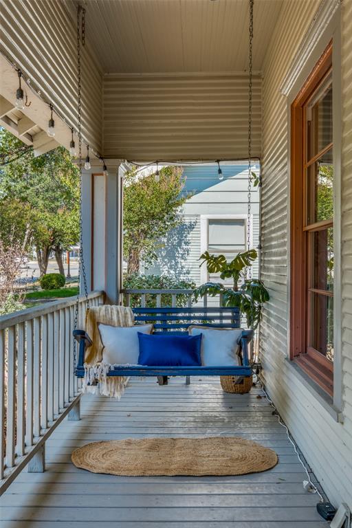 400 N Willomet Avenue
