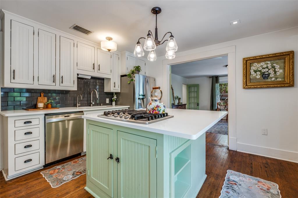 Winnetka Heights - Residential