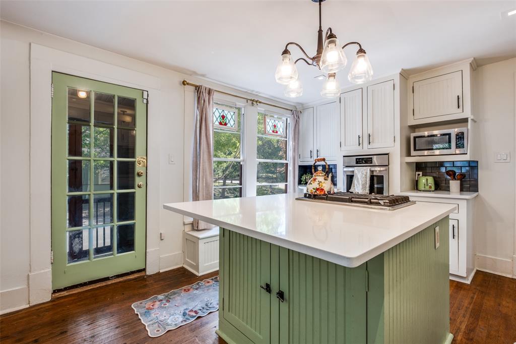 Winnetka Heights - Residential