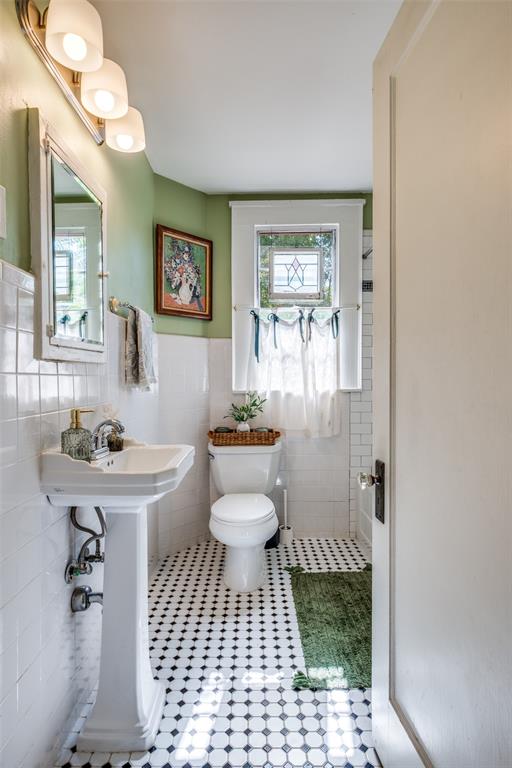 Winnetka Heights - Residential