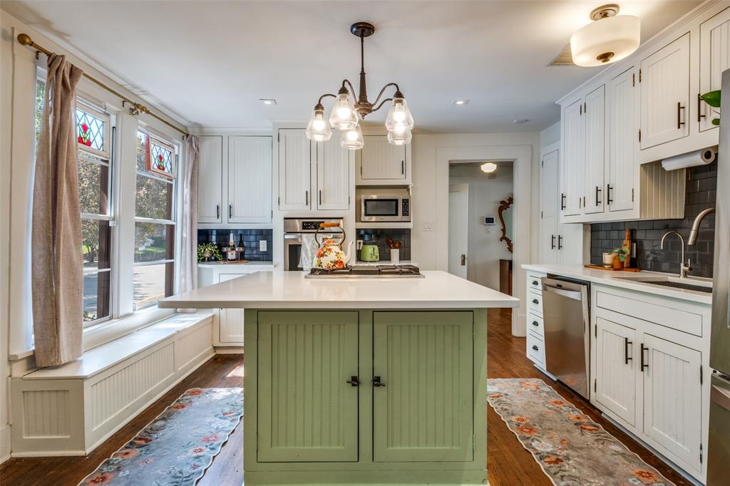 Winnetka Heights - Residential