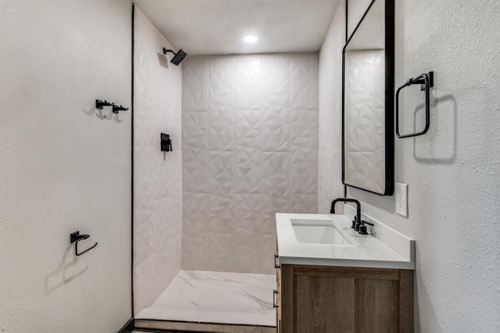 Chamberlain Arlington Heights 2nd - Residential Lease