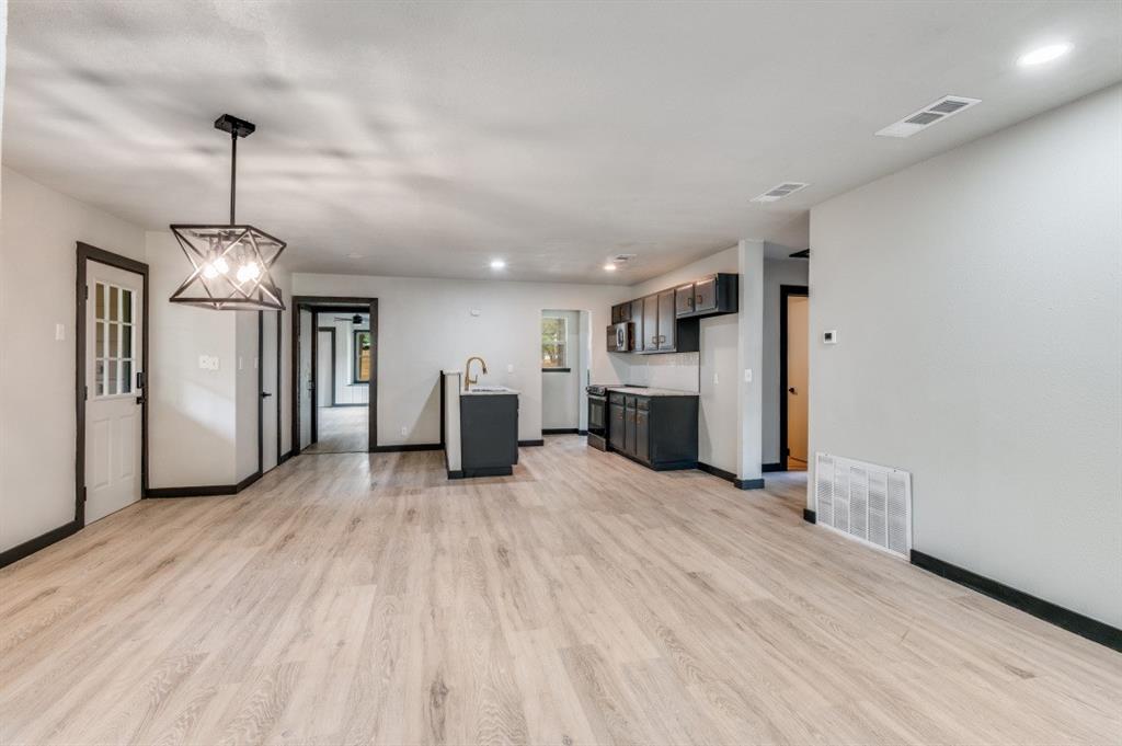 Chamberlain Arlington Heights 2nd - Residential Lease