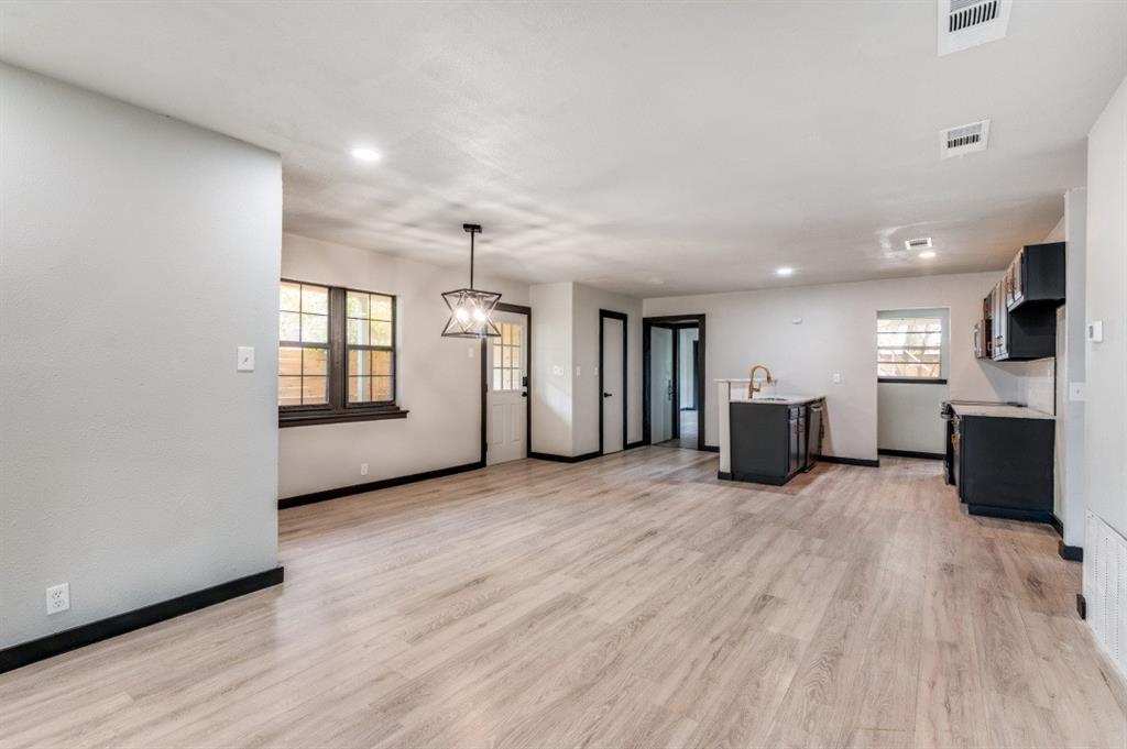 Chamberlain Arlington Heights 2nd - Residential Lease