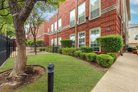 1015 W Bluff Street Fort Worth TX 76102
