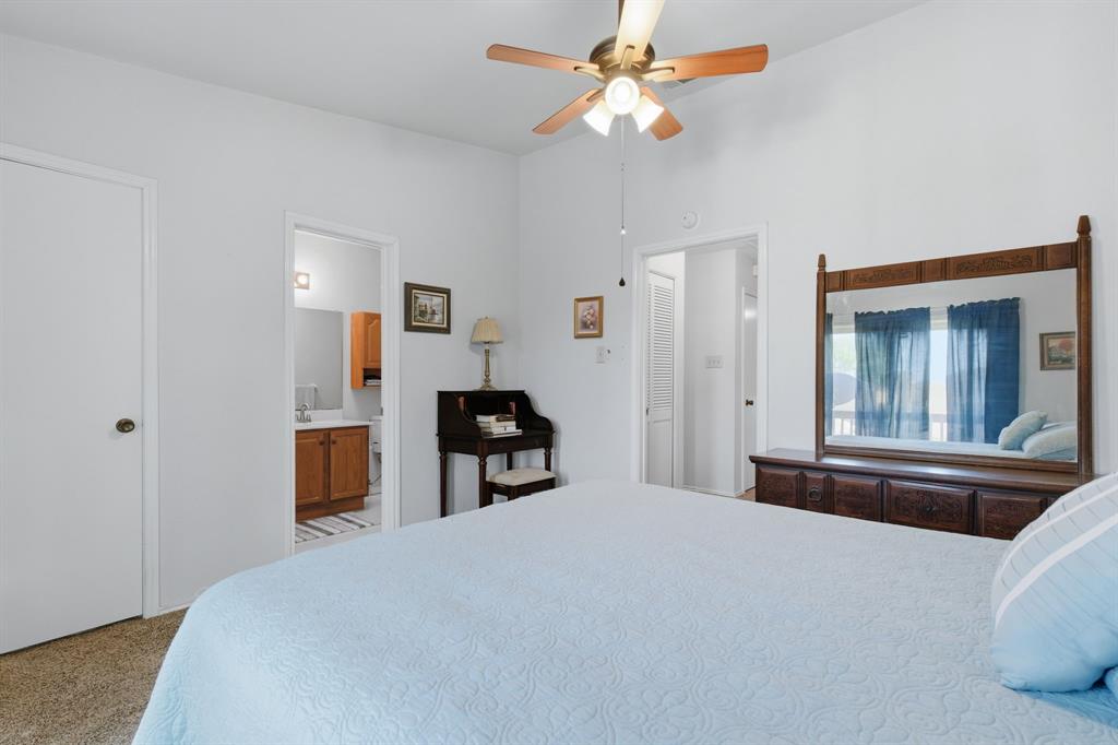 Shadowood Trail Condo - Residential