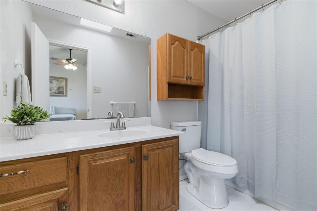 Shadowood Trail Condo - Residential