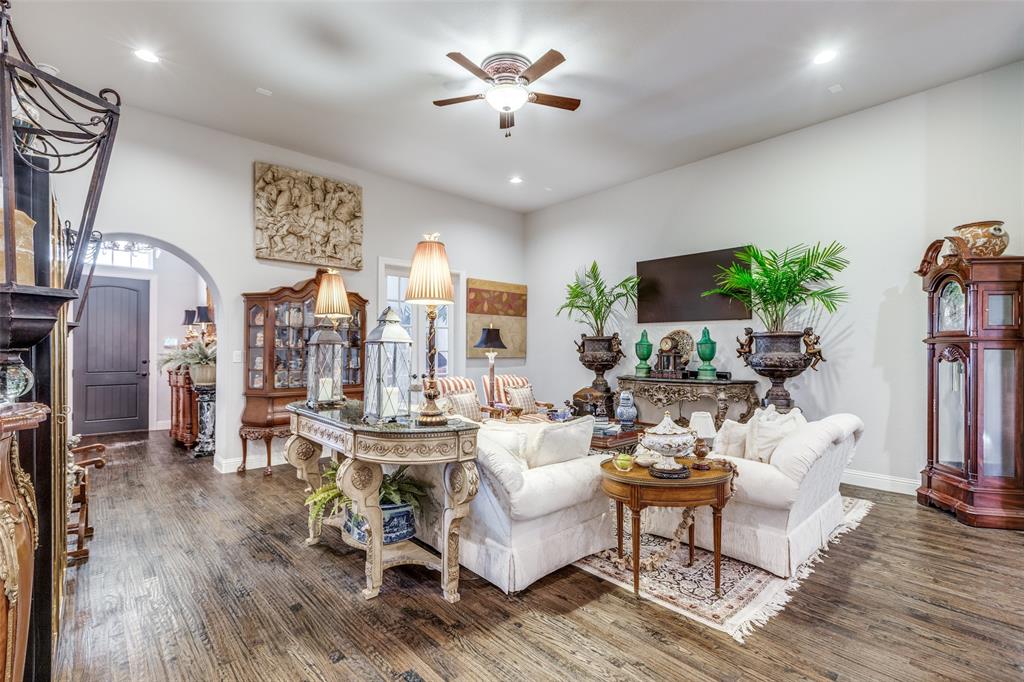 4280 Wellesley Avenue