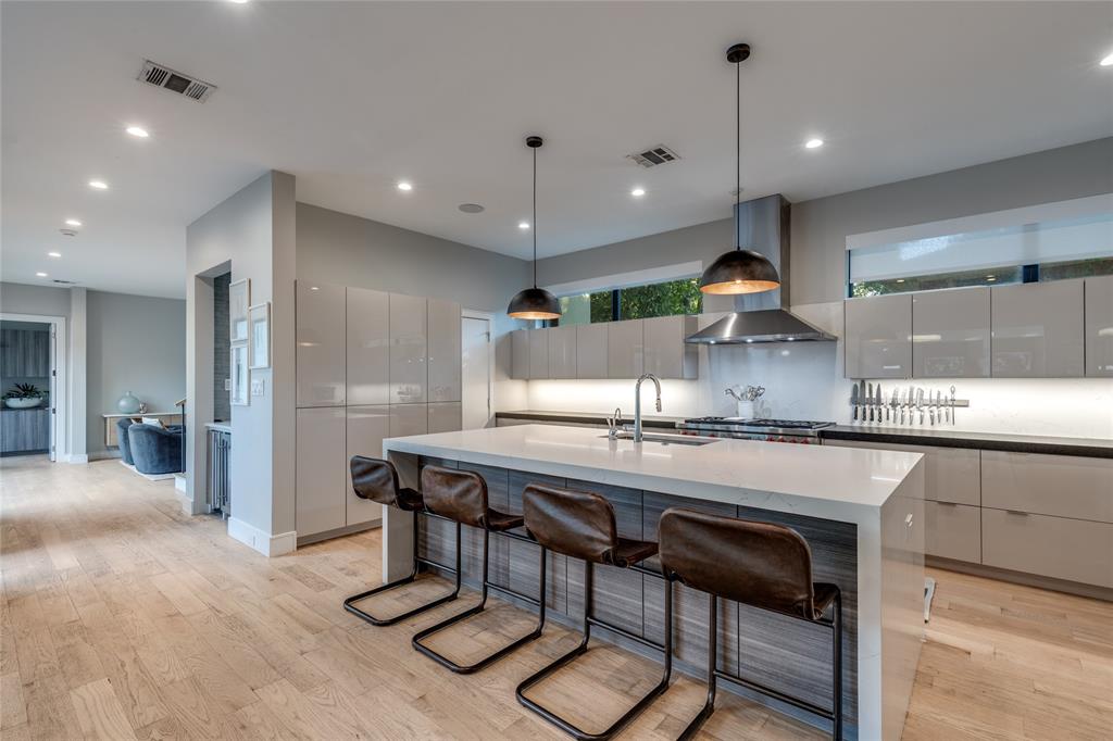 Forest Hills - Residential