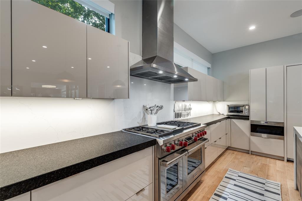 Forest Hills - Residential