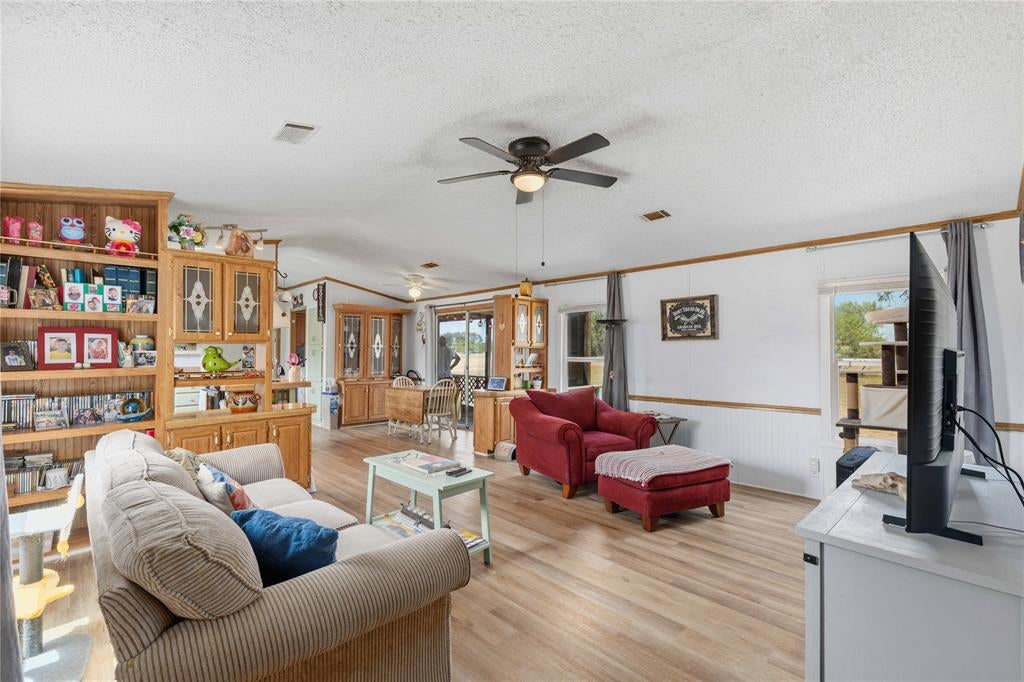 375 Whispering Oaks Lane