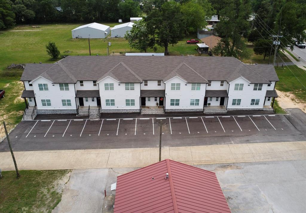 HENRICHSON SUBD - Residential Income