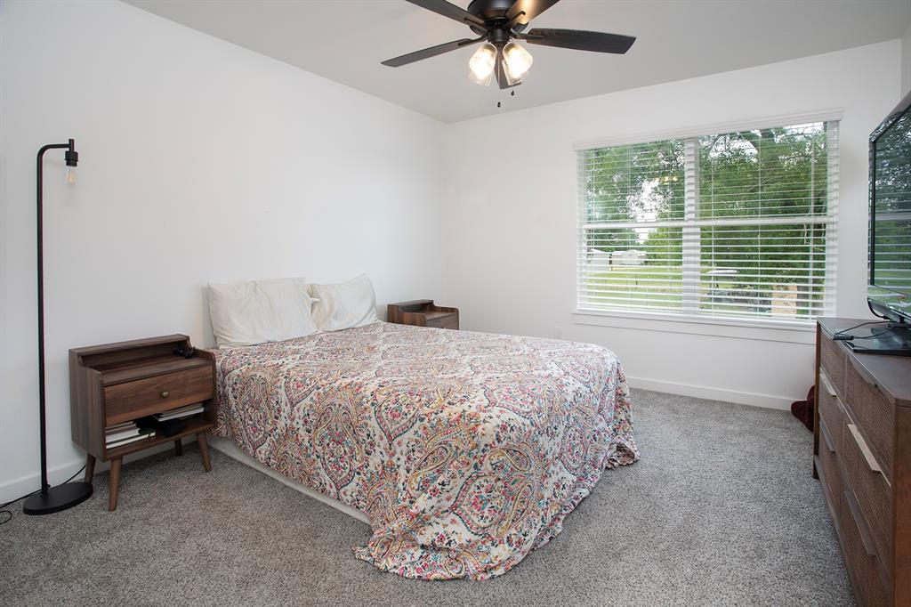 HENRICHSON SUBD - Residential Income