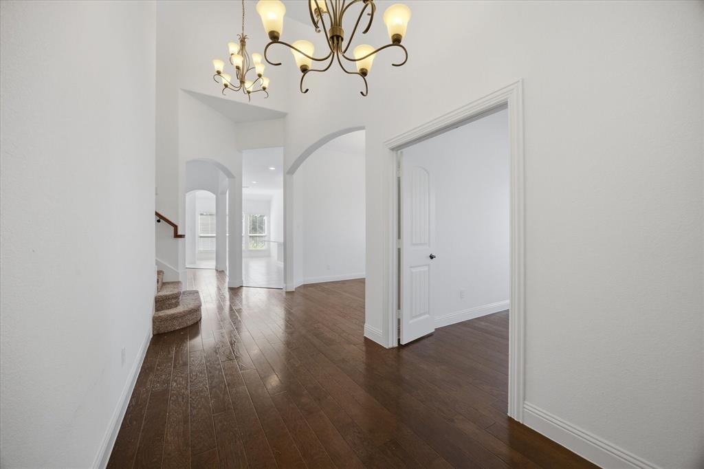 3909 Whitman Drive