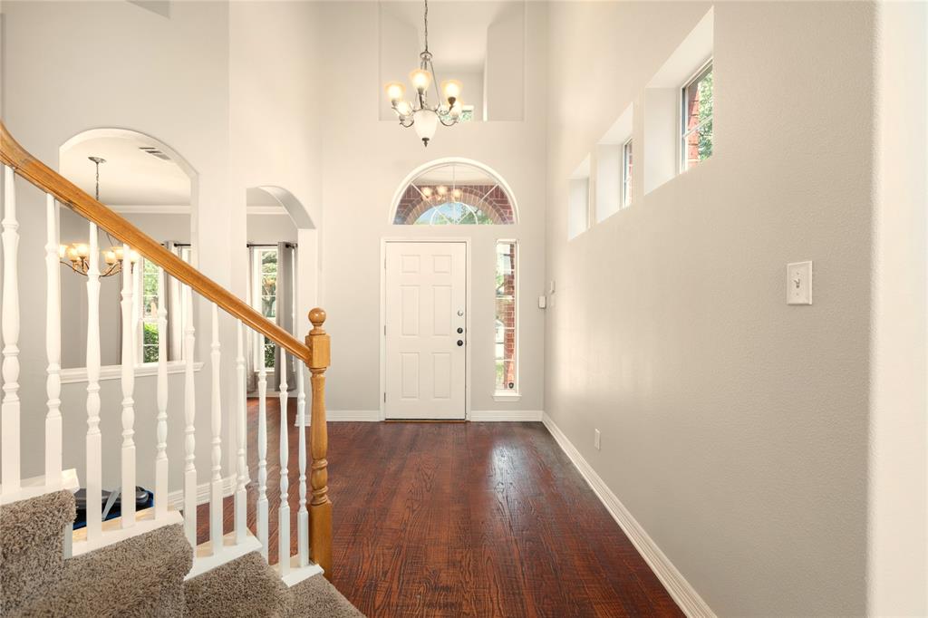 Stewart Peninsula Cottonwood S - Residential