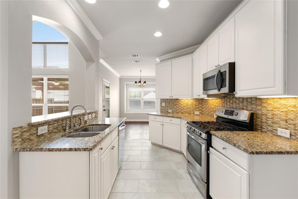 Stewart Peninsula Cottonwood S - Residential