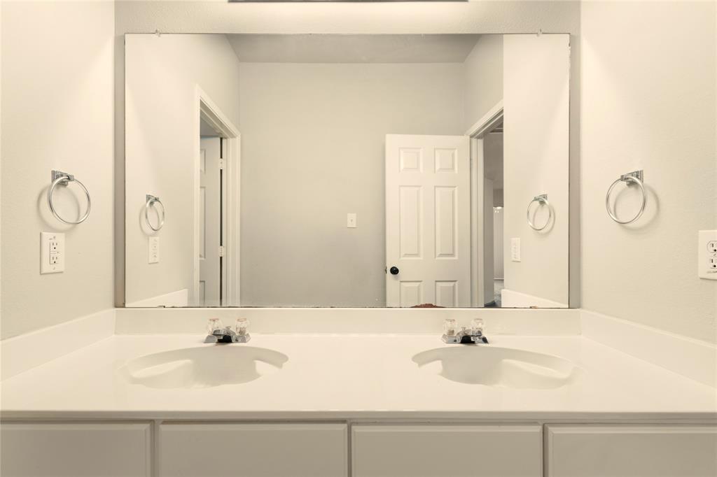 Stewart Peninsula Cottonwood S - Residential