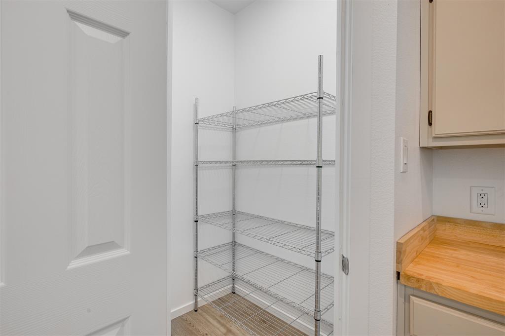 G W Morris - Residential