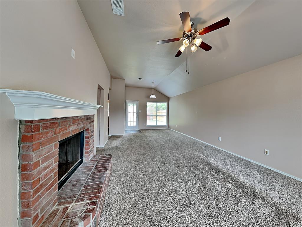 Hickory Crk Ph 1 - Residential Lease