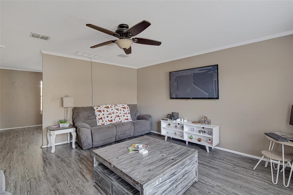 6425 Meadow Way Lane