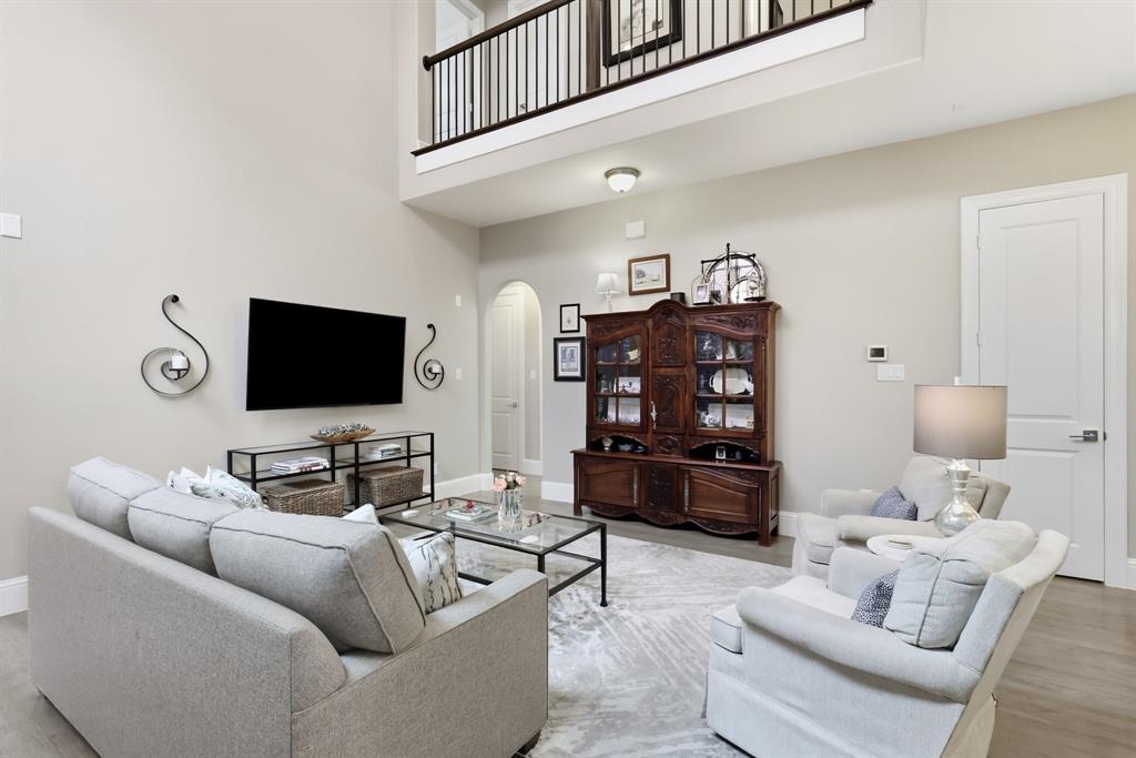 527 Sandy Lane