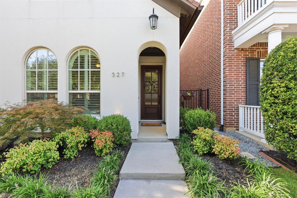 527 Sandy Lane
