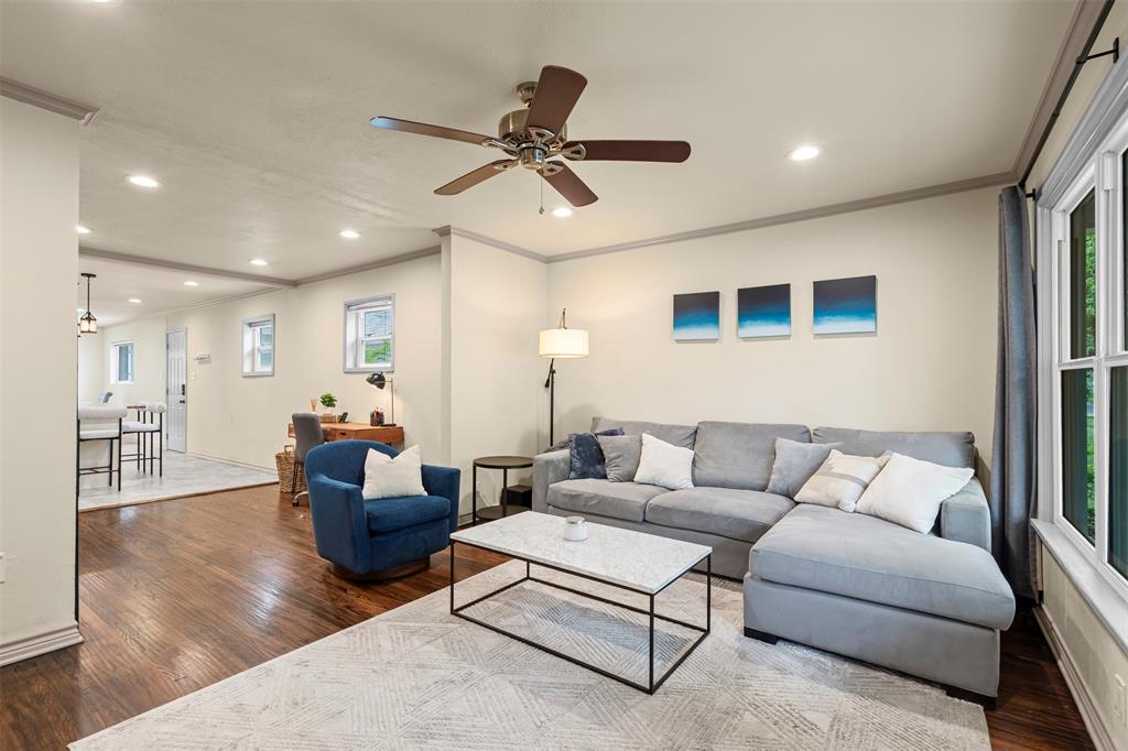 4829 Red Oak Lane