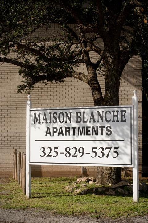 Photo of 2800 Sayles Boulevard #5B, Abilene, TX 79605 (MLS # 21094289)