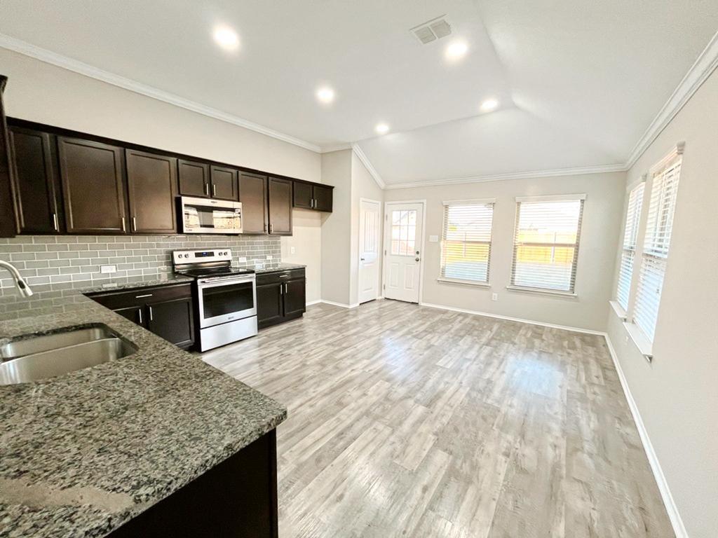 3304 Manzanilla Lane