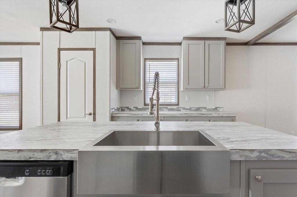 201 N Carpenter Street