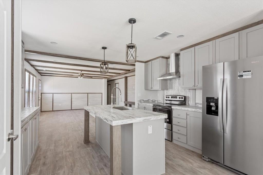 201 N Carpenter Street