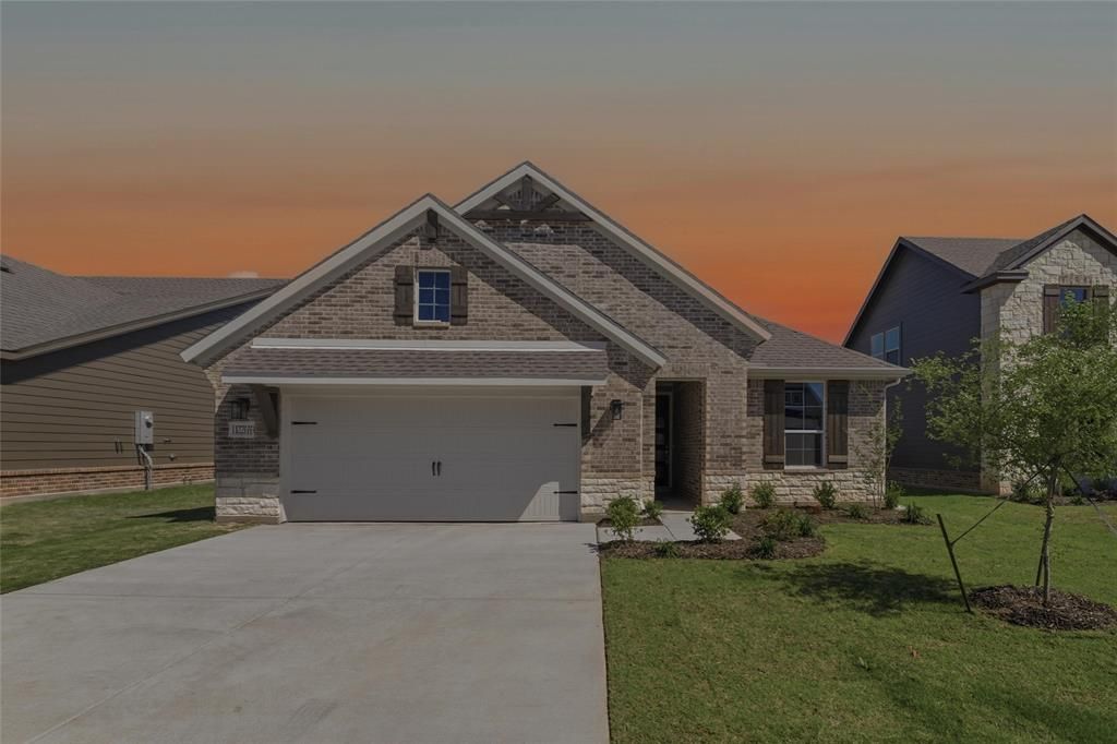 Photo of 1233 Sabine River Lane, Springtown, TX 76082 (MLS # 21251897)
