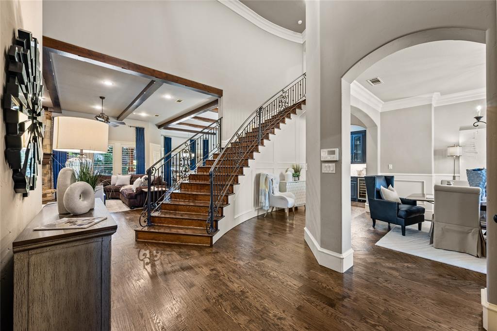 2116 Camden Circle