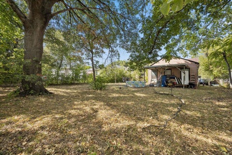 Tiny photo for 2928 Aster Street, Dallas, TX 75211 (MLS # 21394222)