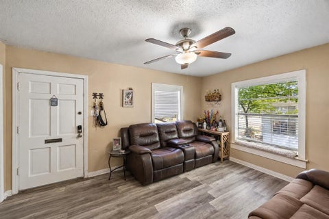 Tiny photo for 2928 Aster Street, Dallas, TX 75211 (MLS # 21394222)