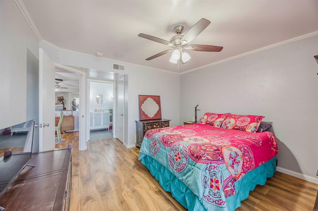 Cambridge Condos Ph 01 03 - Residential