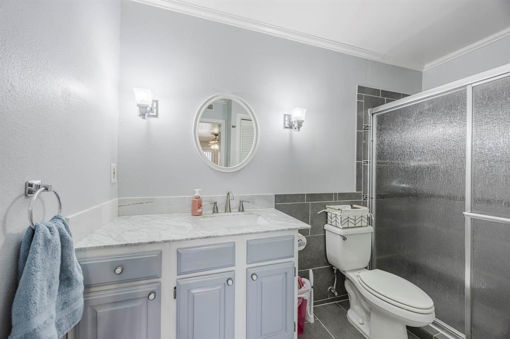 Cambridge Condos Ph 01 03 - Residential