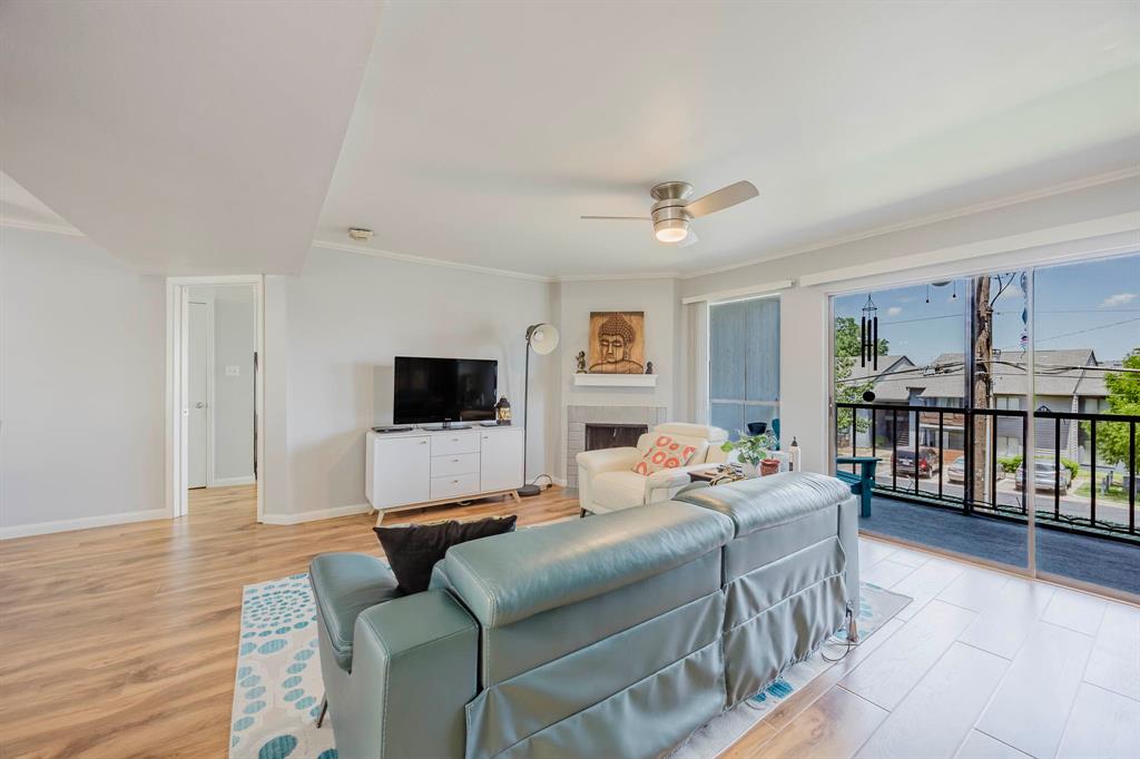 Cambridge Condos Ph 01 03 - Residential