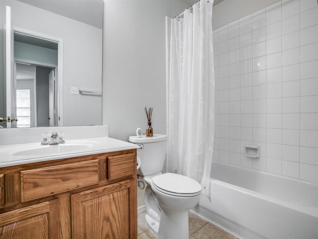 Village Of Runyon Spgs - Residential Lease