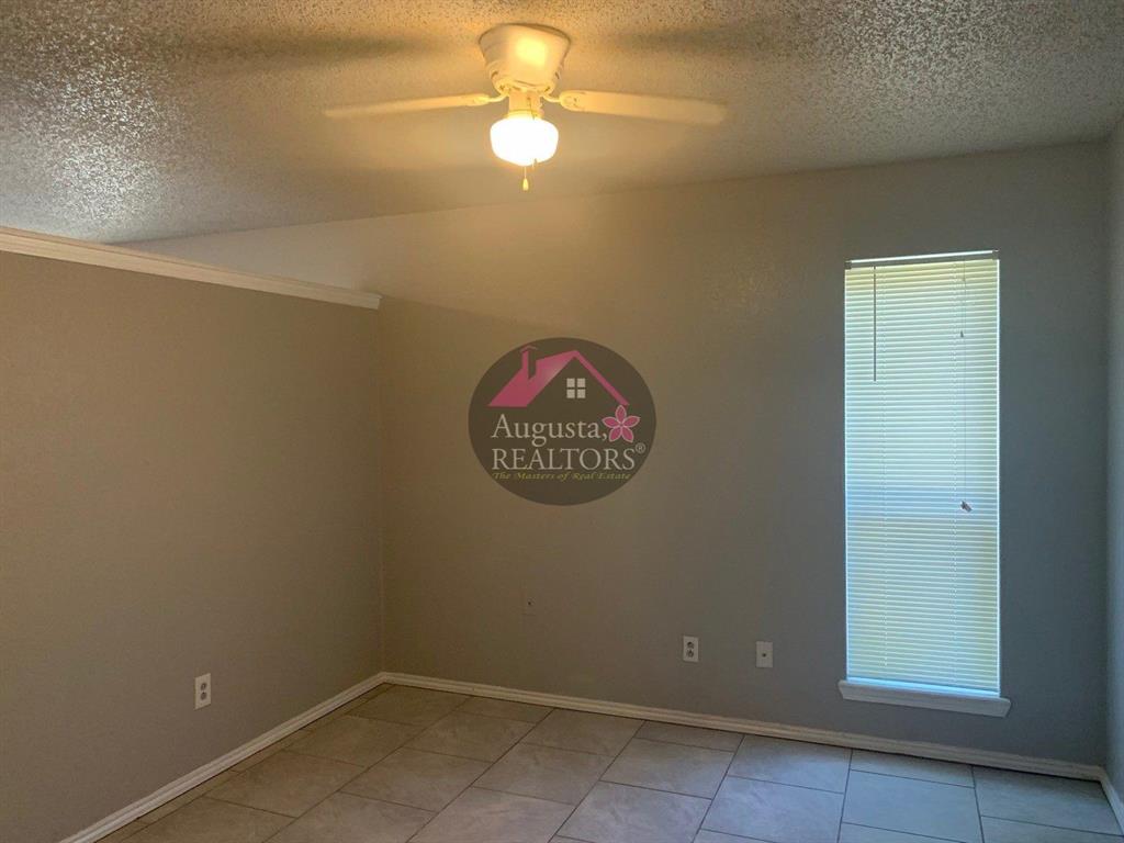 Park Plaza - Residential Lease