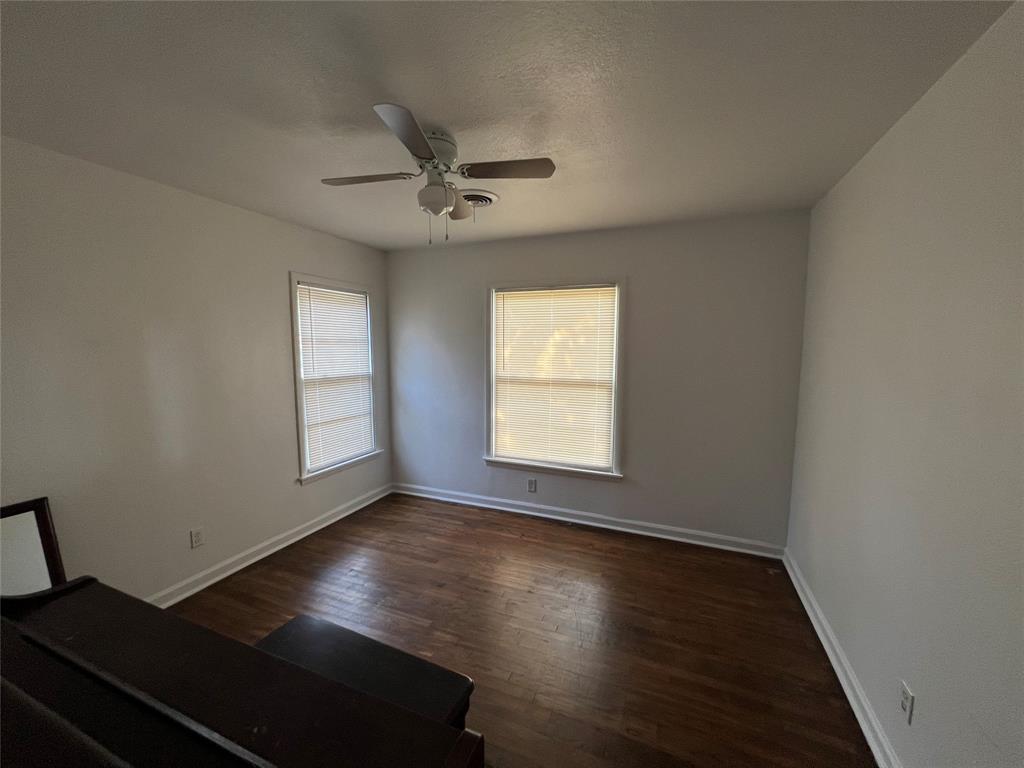 Haltom Acres Add - Residential Lease