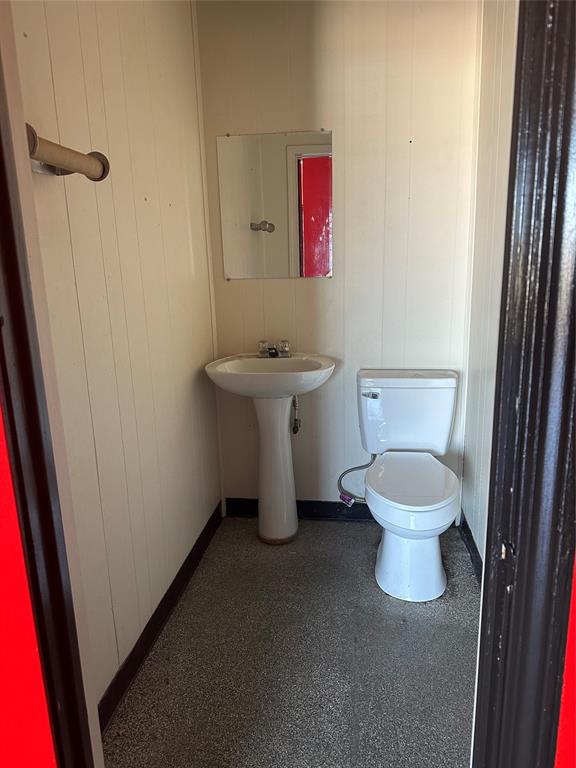 ZION ROAD SOUTH - Commercial Lease