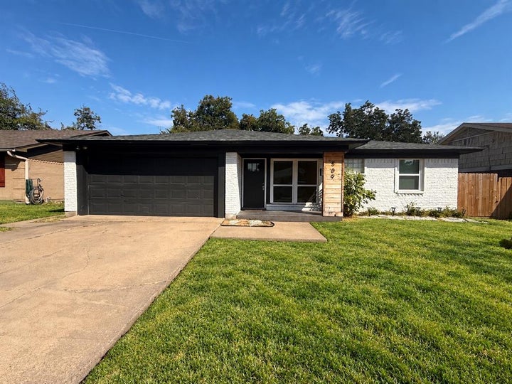 Photo 1 of 40 — 509 Dover Drive, Richardson, TX 75080
