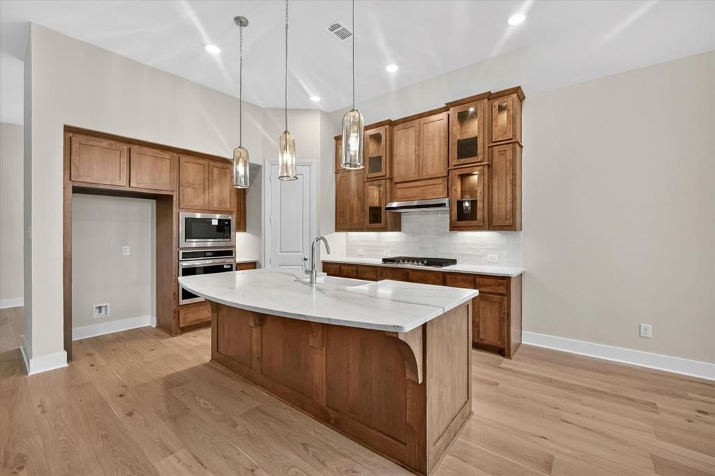 2814 Cedar Ridge