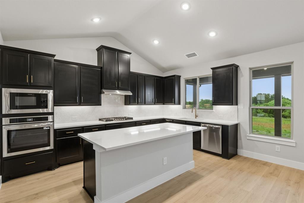Ellis Ranch Estates - Residential