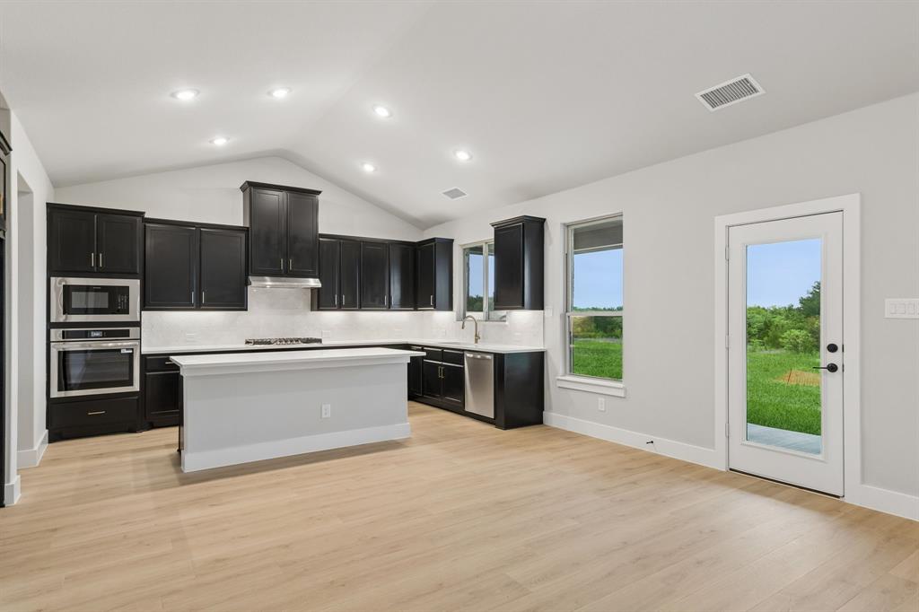 Ellis Ranch Estates - Residential