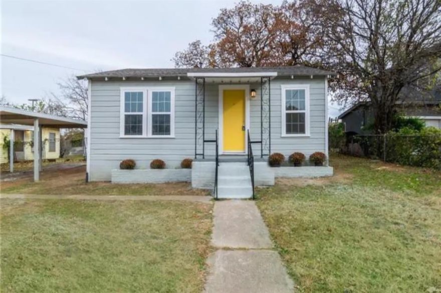 Discover urban-charm meets modern refresh in this impeccably updated 2-bedroom, 1-bath residence, ideally situated minutes from Downtown Fort Worth. Built in 1952 and sited on a 5,052 sq-ft lot, the home features approximately 672 sq ft of living space. 

Step inside to refinished original hardwood floors, a tiled kitchen and bath, and a full set of kitchen appliances including range-oven, built-in microwave, and dishwasher. 

The home’s compact, efficient layout delivers two cozy bedrooms and one well-appointed full bath. Outside, the generous lot offers plenty of space for outdoor living, gardening or potential expansion; an attractive bonus in this fast-evolving neighborhood. Plus a downtown skyline view from the back of the property.

Perfectly positioned in the United Riverside area, you enjoy easy access to downtown amenities, while still benefiting from a residential street setting that’s commuter-friendly.

Listing agent has an ownership interest in the company that owns this property.