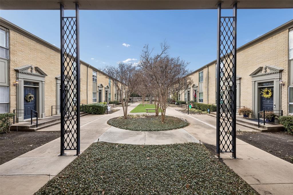 7506 W Northwest Highway 2